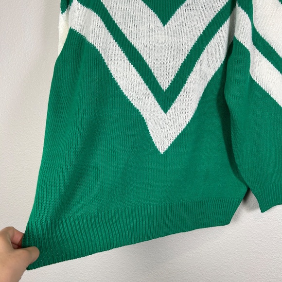 Maurada women plus size 2X knit sweater green white mohair blend chevron varsity - Picture 5 of 11
